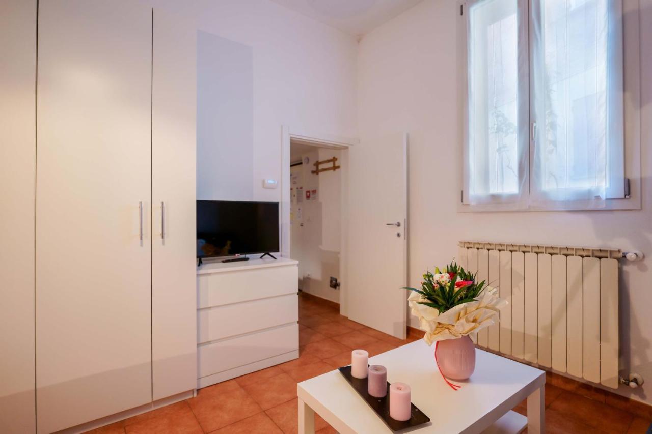 Cavaticcio Apartment Болонья Экстерьер фото